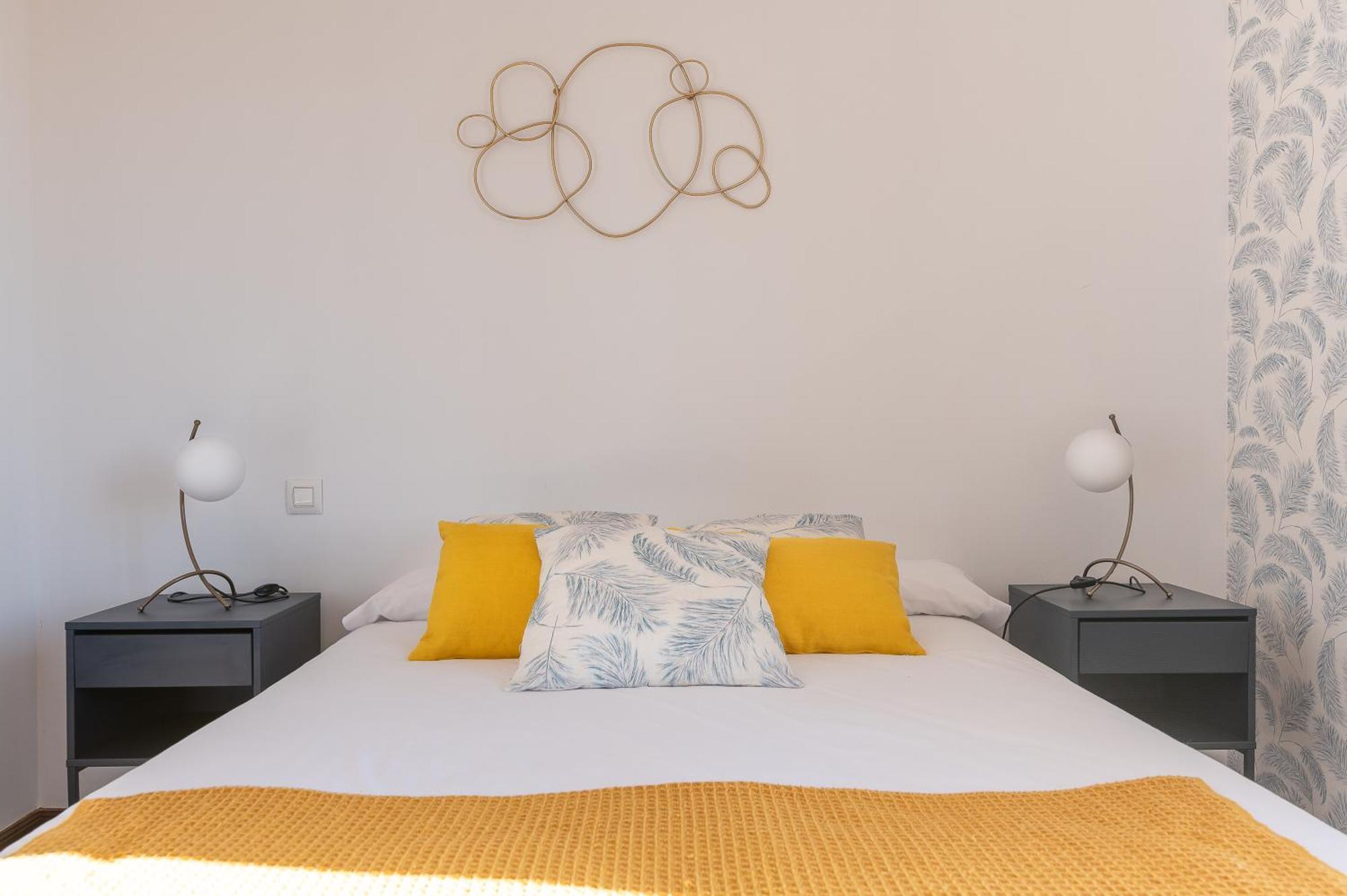 Apartamento En El Corazon De La Ciudad Junto A Las Estaciones Santander Luaran gambar