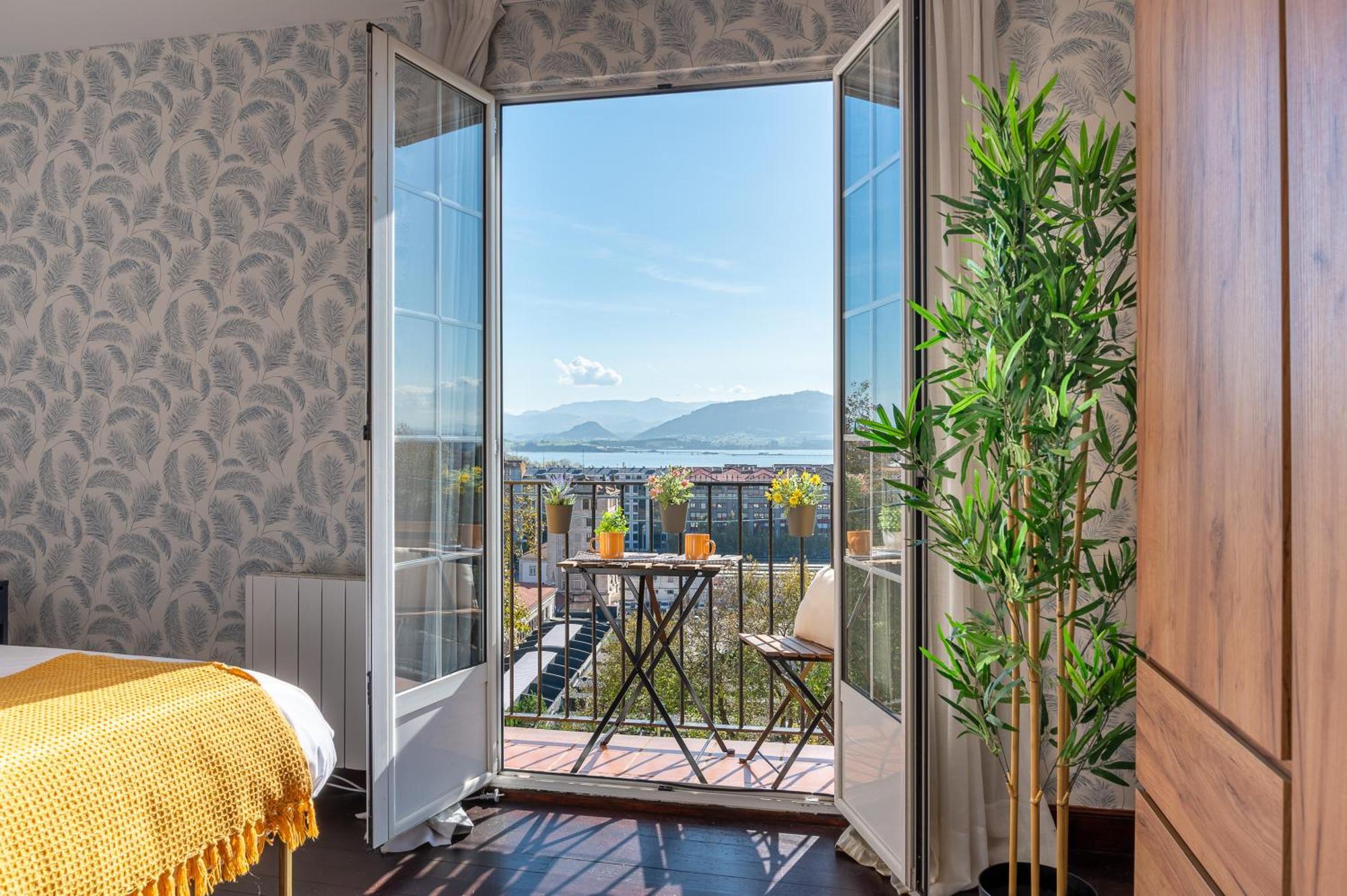 Apartamento En El Corazon De La Ciudad Junto A Las Estaciones Santander Luaran gambar